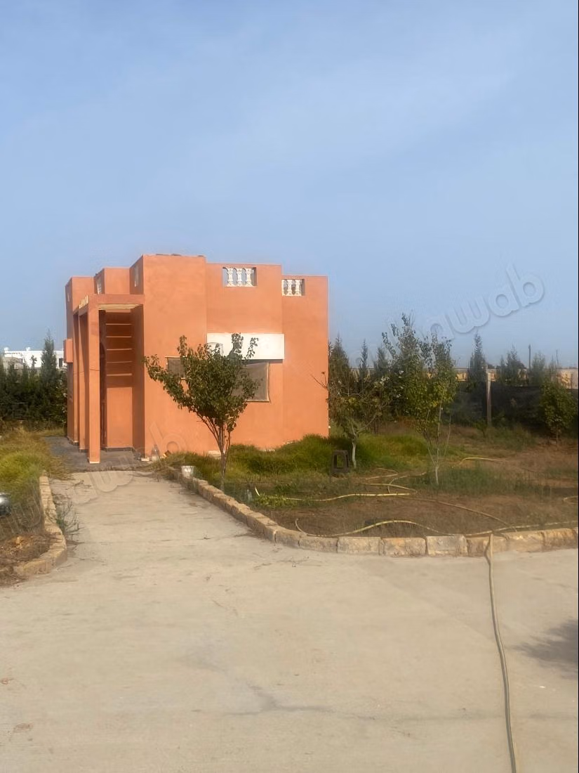 Tenuta agricola in vendita. Superficie di 400 m². Sistema di sicurezza