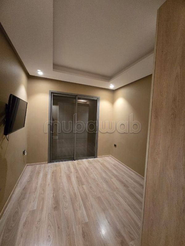 Bel appartement vide a Californie
