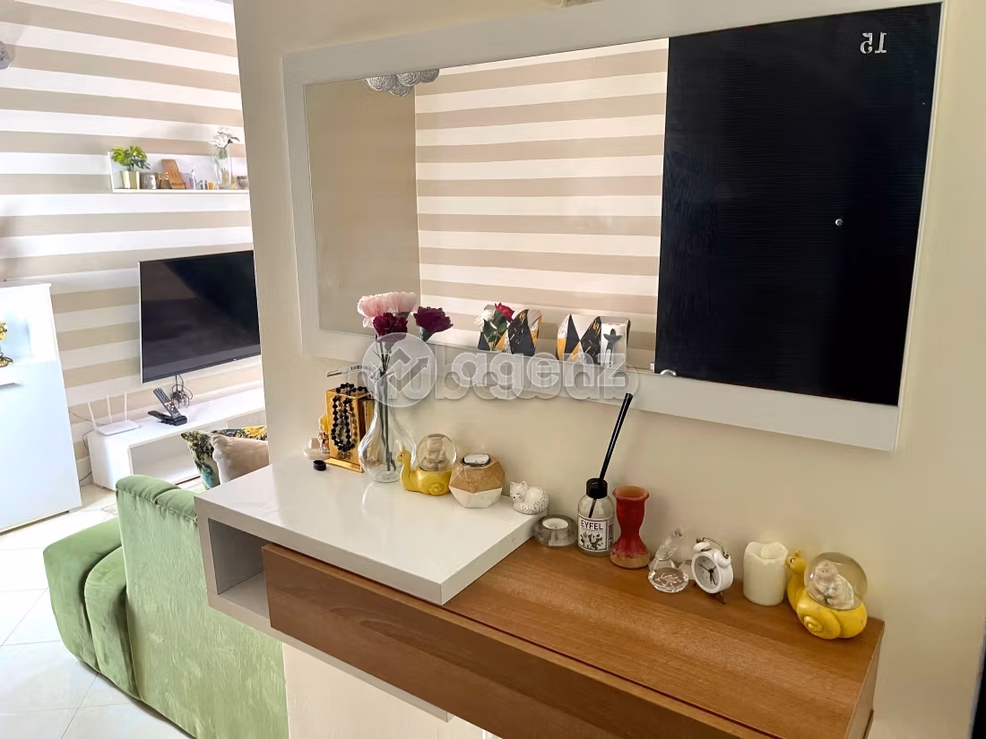 Vendita di uno splendido appartamento. 2 camere da letto. Cucina equipaggiata