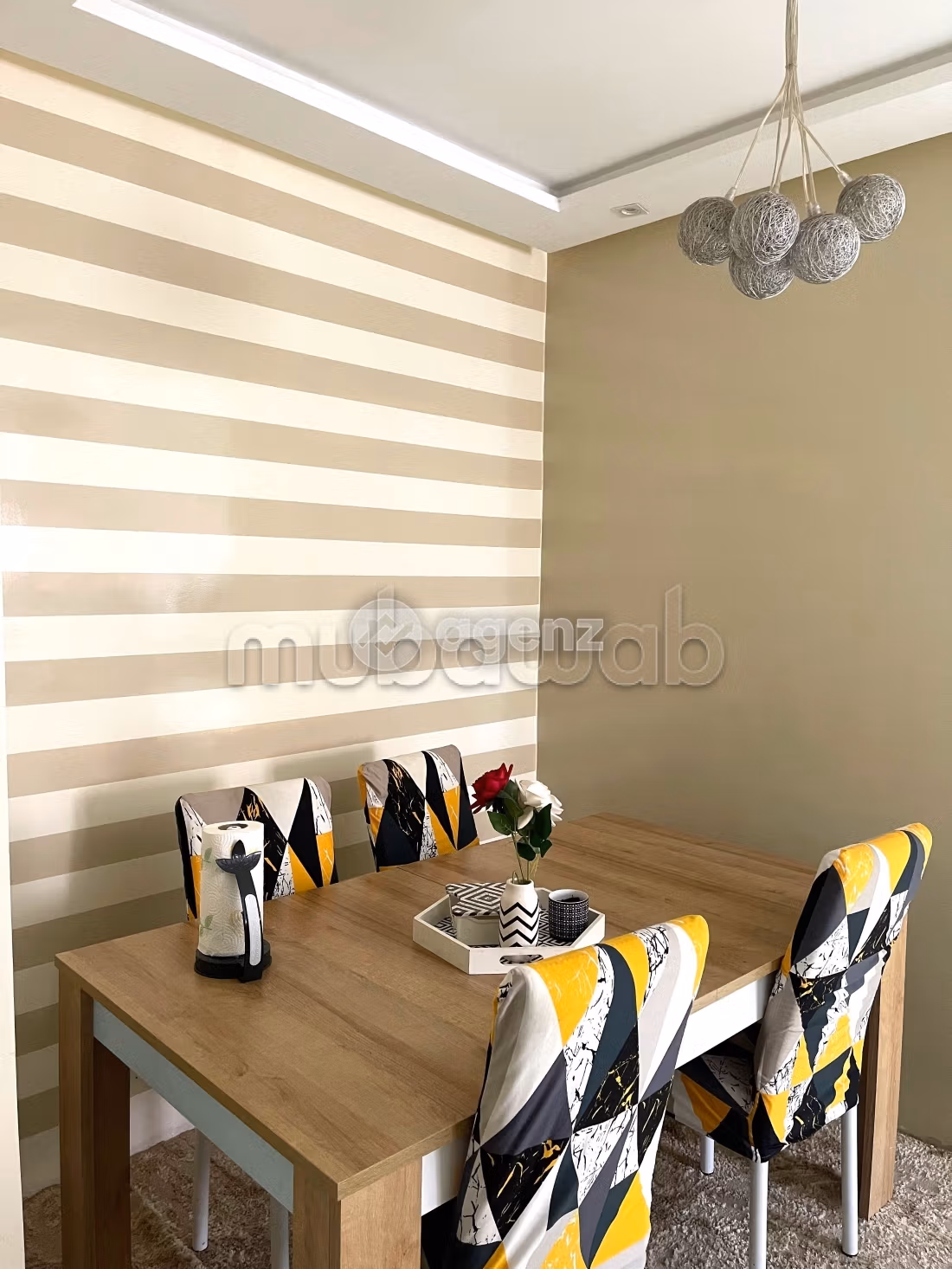 Vendita di uno splendido appartamento. 2 camere da letto. Cucina equipaggiata