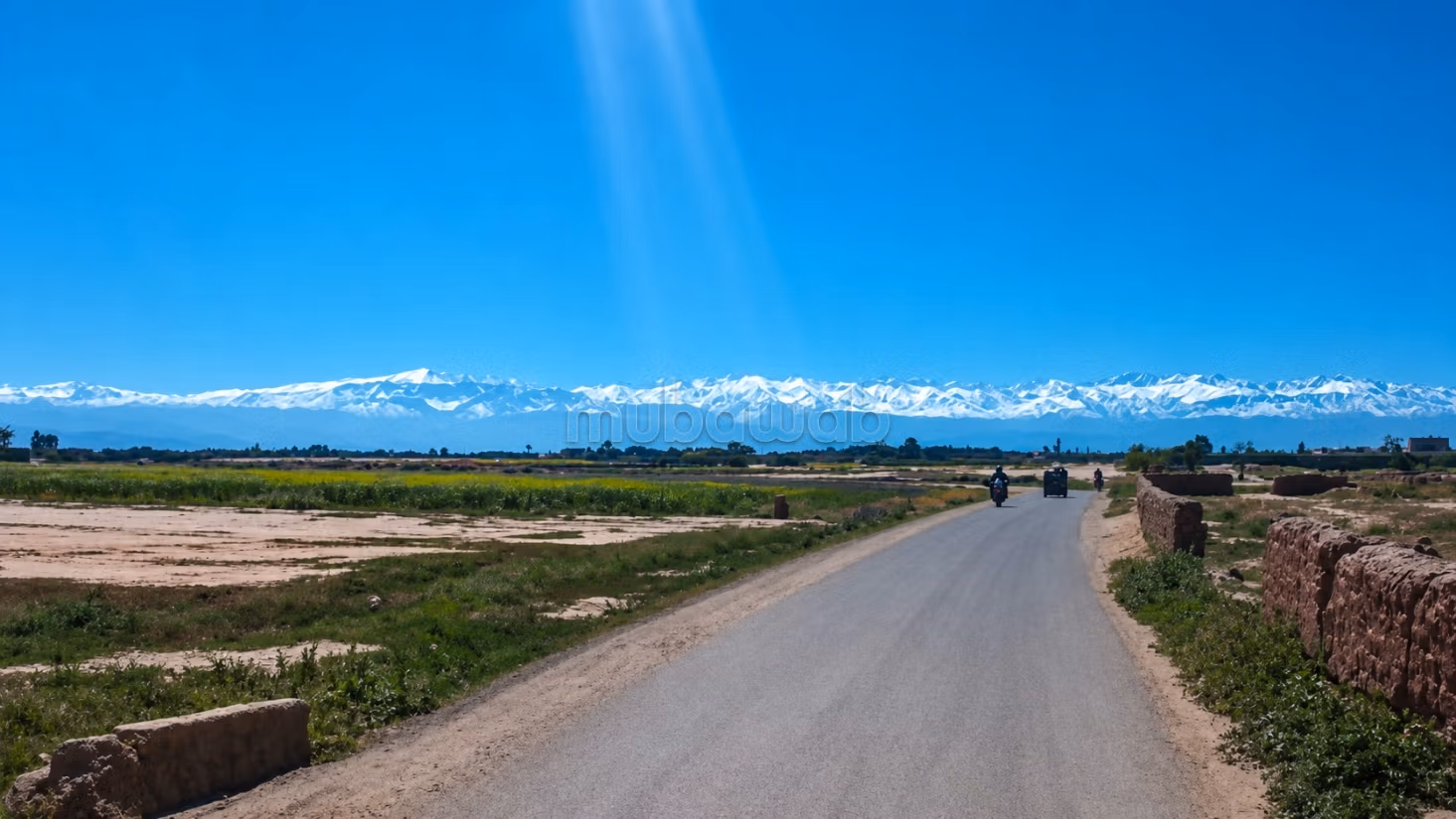 Nu te koop in Route de Fez. Oppervlakte 200000 m²