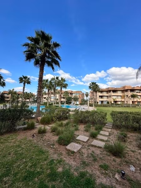 Affitto di uno splendido appartamento a Agdal. Superficie 93 m². Ammobiliato