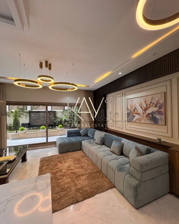 Koopappartementen in Sania. 3 Ruimtes. Mooie tuin