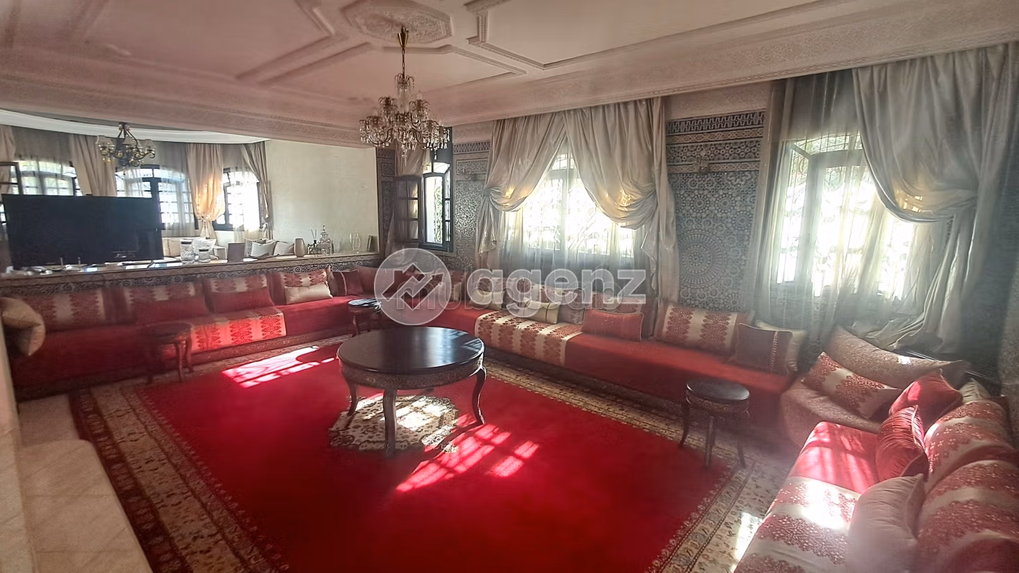 Villa à vendre 663 m², 5 chambres Sidi Maarouf Casablanca