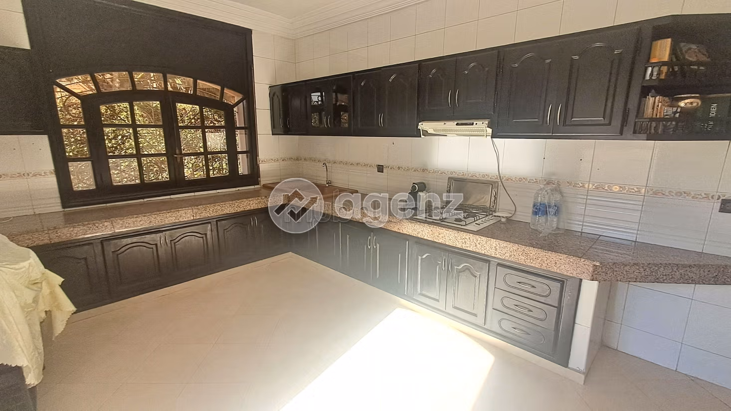 Villa à vendre 663 m², 5 chambres Sidi Maarouf Casablanca