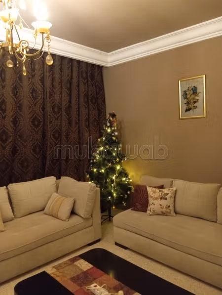 استئجار شقة ب ڨمرت. 2 غرف. مفروشة
