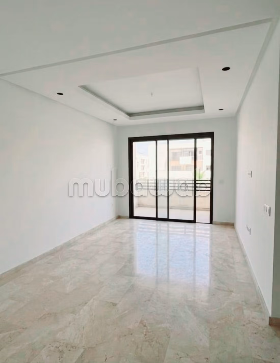 Bel appartement vide à la ville verte — 5