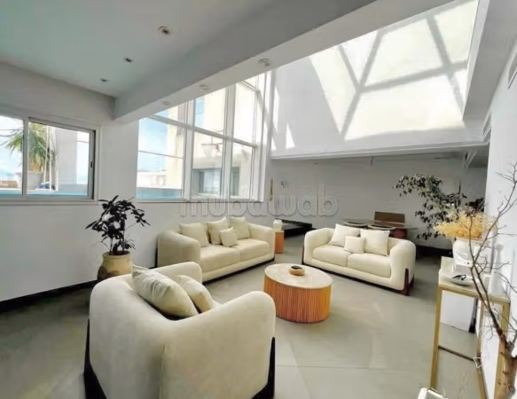 Vendita appartamento a Les Berges Du Lac 2. Superficie 315 m². Garage e ascensore