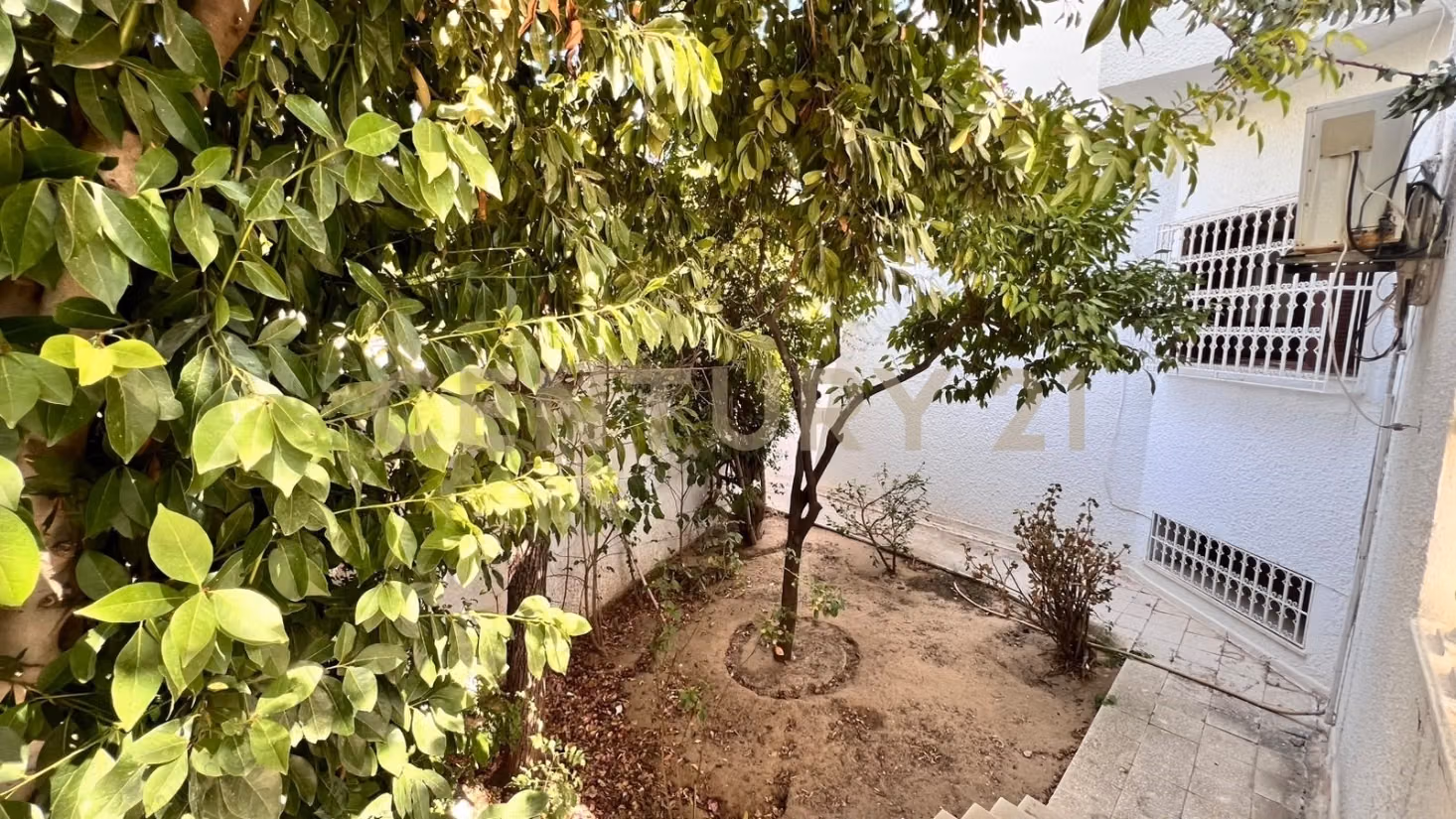 À vendre villa situé à El Menzah 9