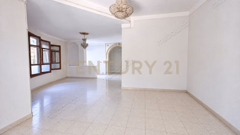 À vendre villa situé à El Menzah 9