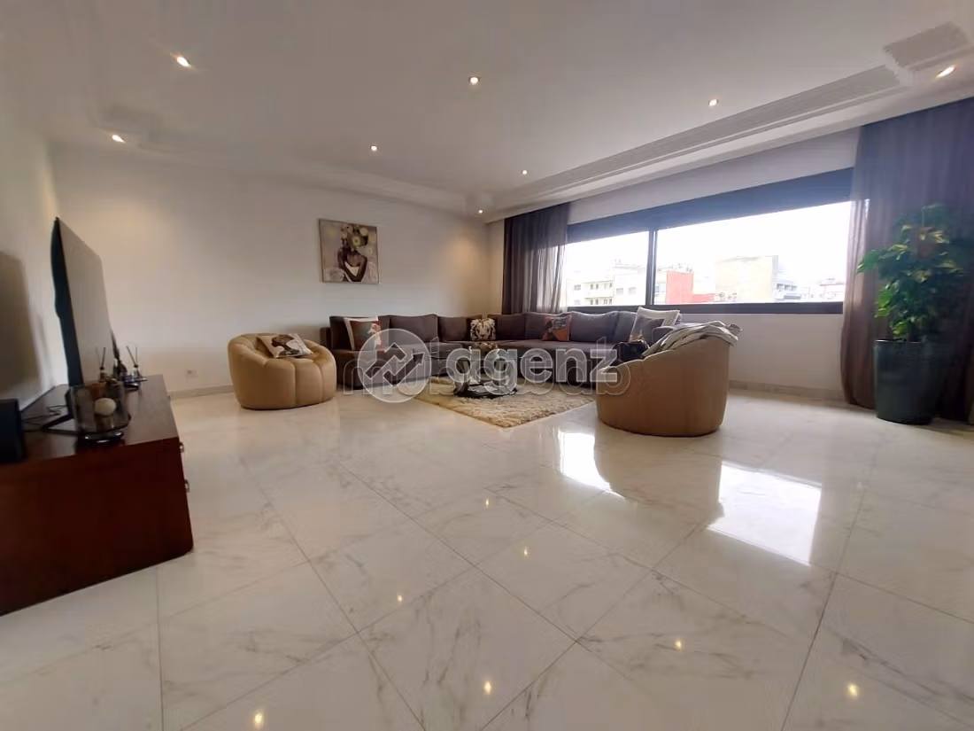 Appartement à louer 110 m², 2 chambres Maârif Casablanca