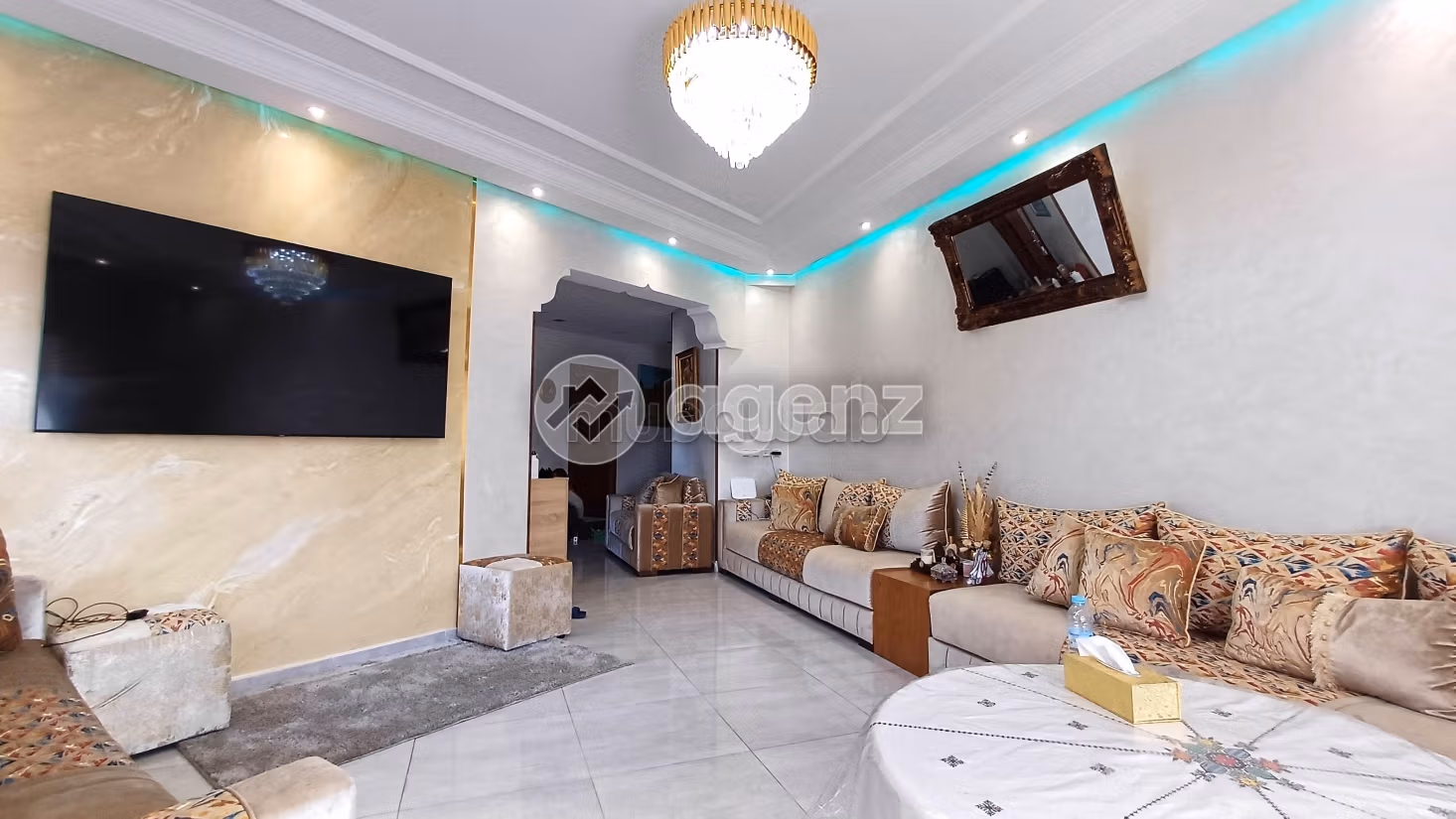 Bonito piso en venta en Maghreb Arabi. 2 hermosas habitaciones. Ascensor