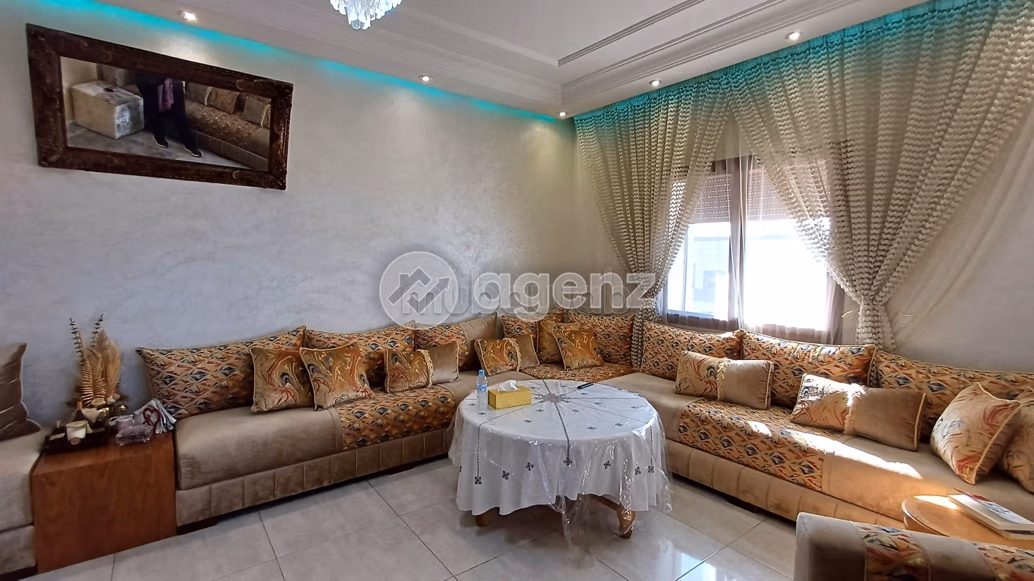 Bonito piso en venta en Maghreb Arabi. 2 hermosas habitaciones. Ascensor