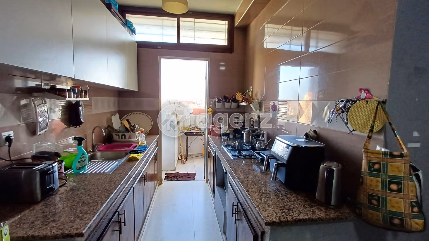 Bonito piso en venta en Maghreb Arabi. 2 hermosas habitaciones. Ascensor