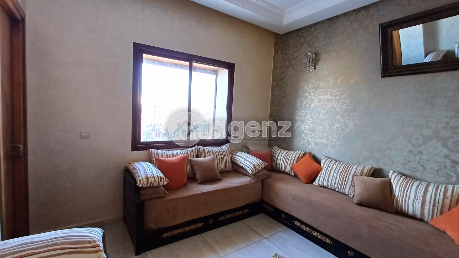 Bonito piso en venta en Maghreb Arabi. 2 hermosas habitaciones. Ascensor