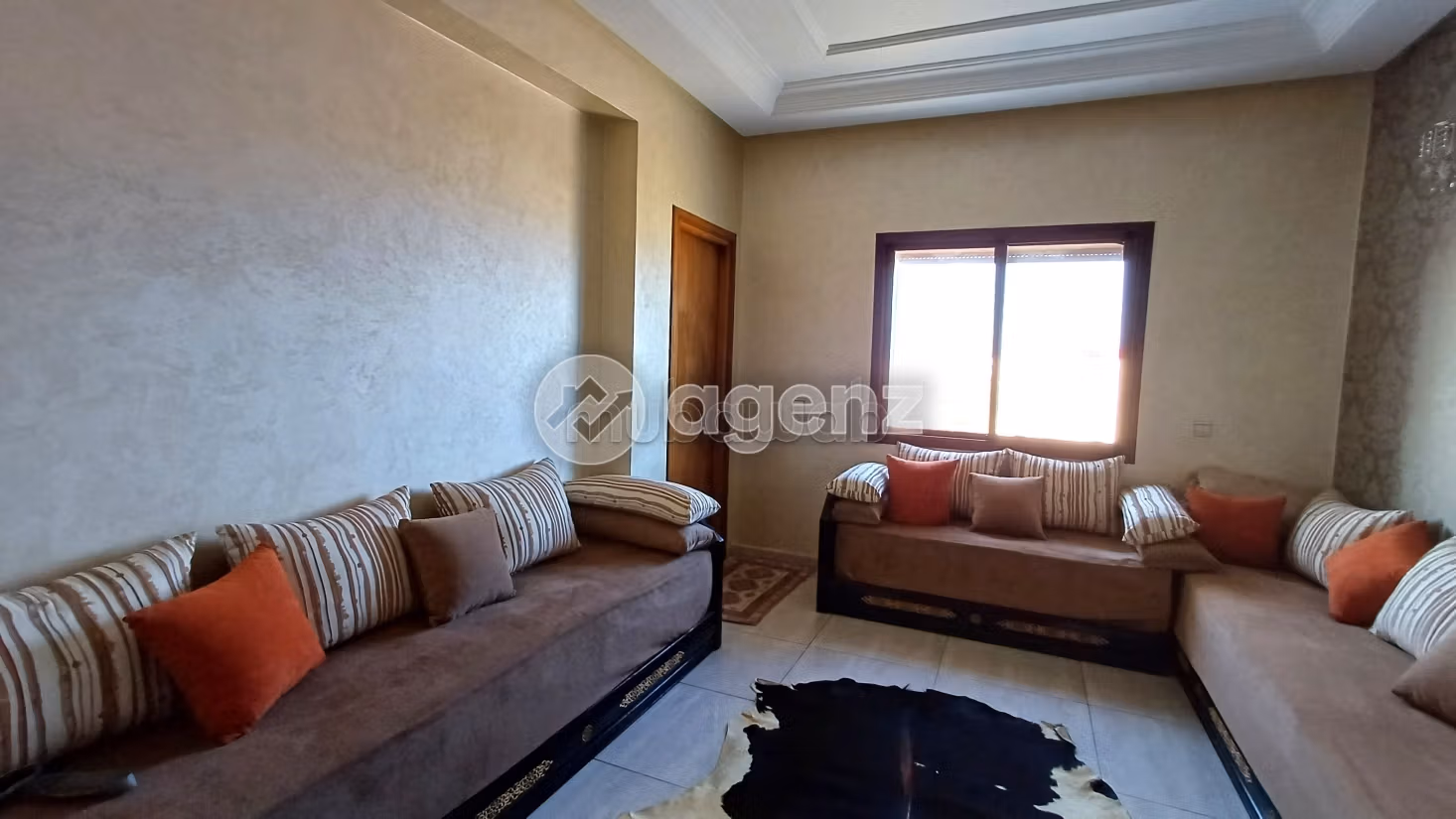 Bonito piso en venta en Maghreb Arabi. 2 hermosas habitaciones. Ascensor
