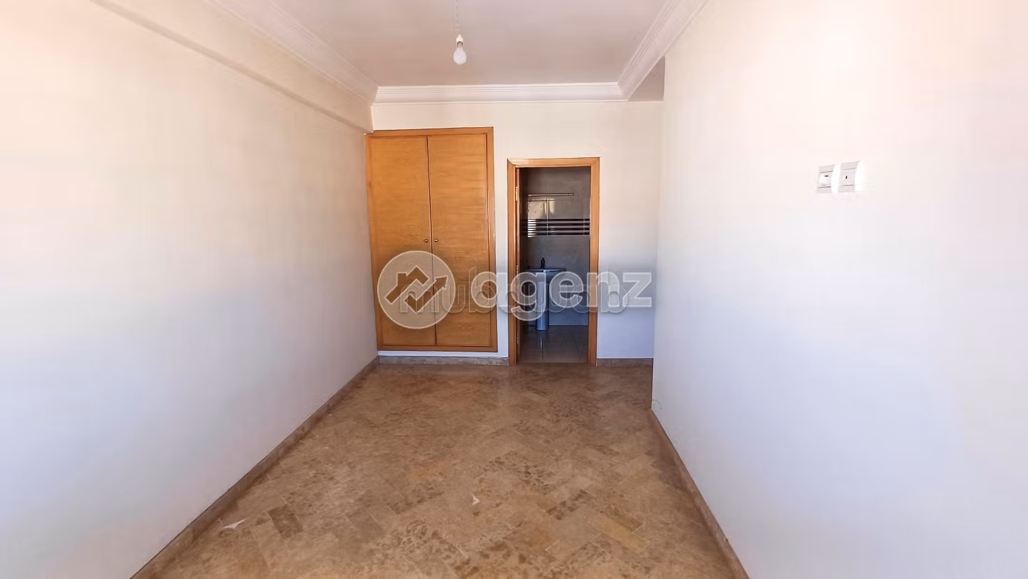 Beautiful apartment for sale in Nassim 1.3 rooms. With Lift, Carpark