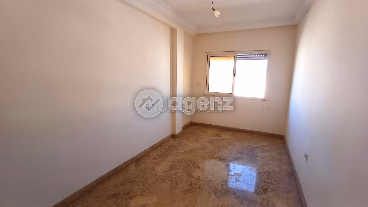 Beautiful apartment for sale in Nassim 1.3 rooms. With Lift, Carpark