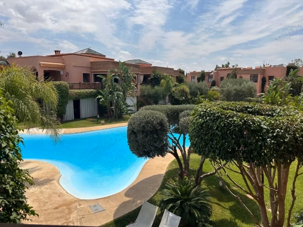 Agdal: Appartement de 2 chambres à louer meublé, résidence avec Piscine
