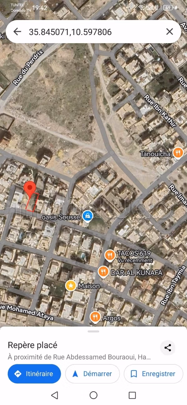 Terrain à Khezema dans un Quartier Résidentiel