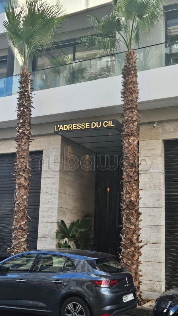 Very nice apartment for rent in CIL Hay Salam. 1 lovely room. Attic