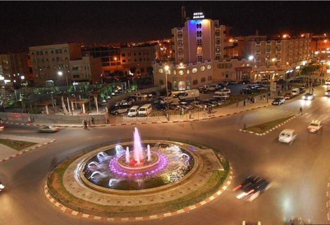 Offices & shops for sale. Total area 1 m². Caretaker and air conditioning