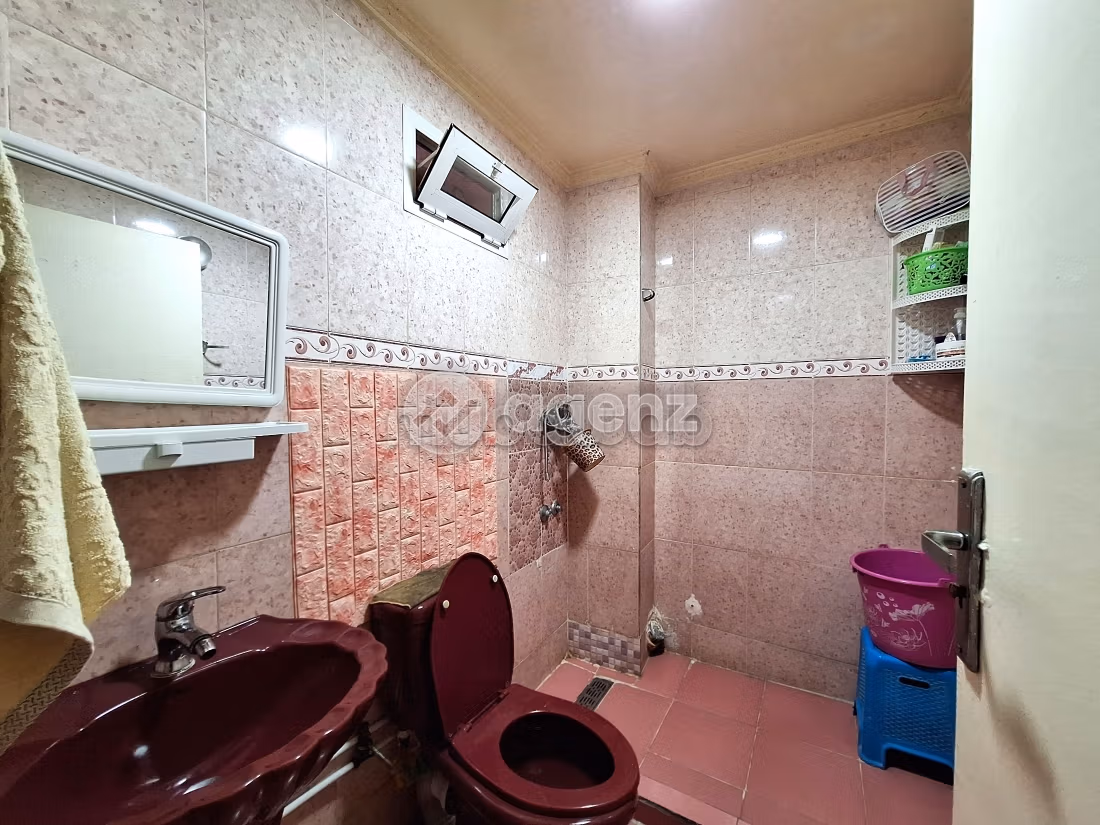 Appartementen te koop in Derb Koréa. 5 Kamers. Parkeerplaats