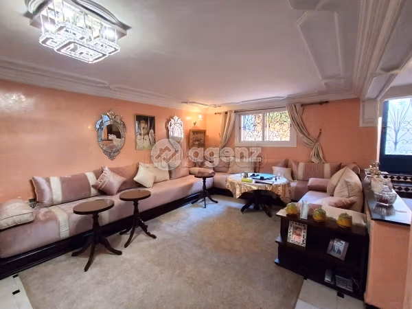 Villa's en luxe woningen om te kopen in Samlalia. 7 Slaapkamers. Gemeubileerd