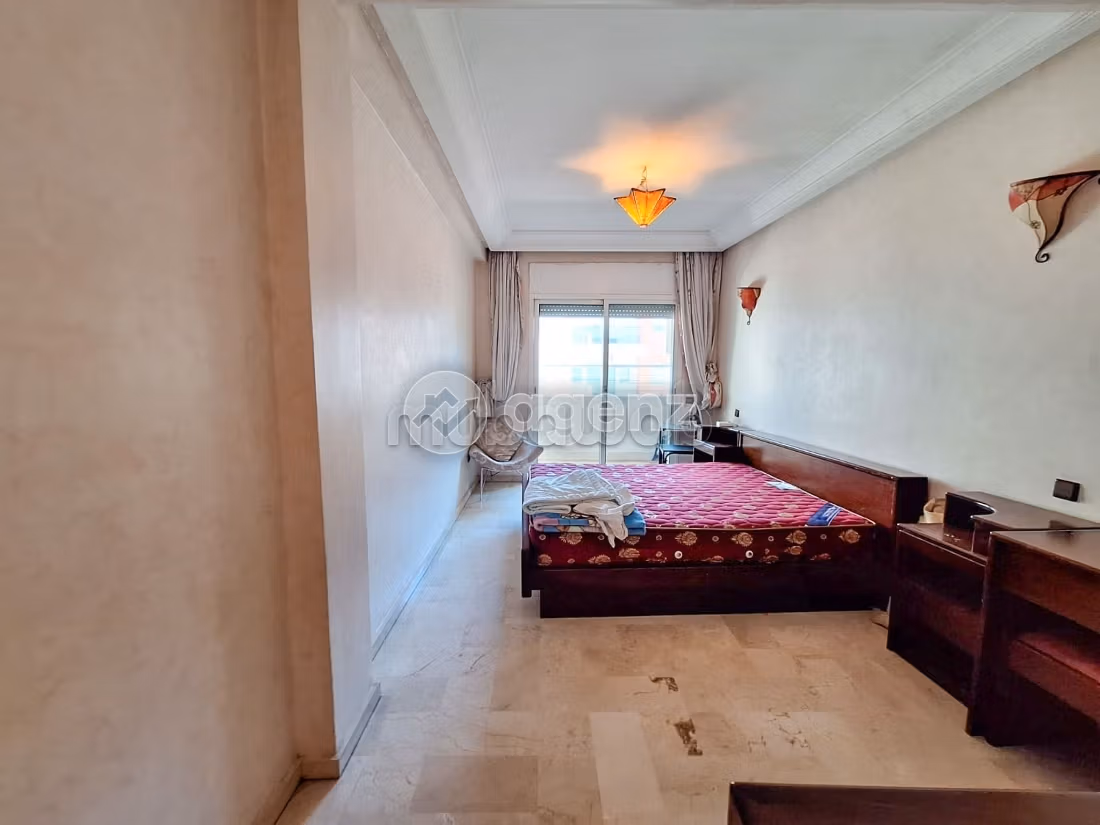 Splendido appartamento da acquistare a Val Fleury. 2 belle camere da letto. Terrazzo e garage