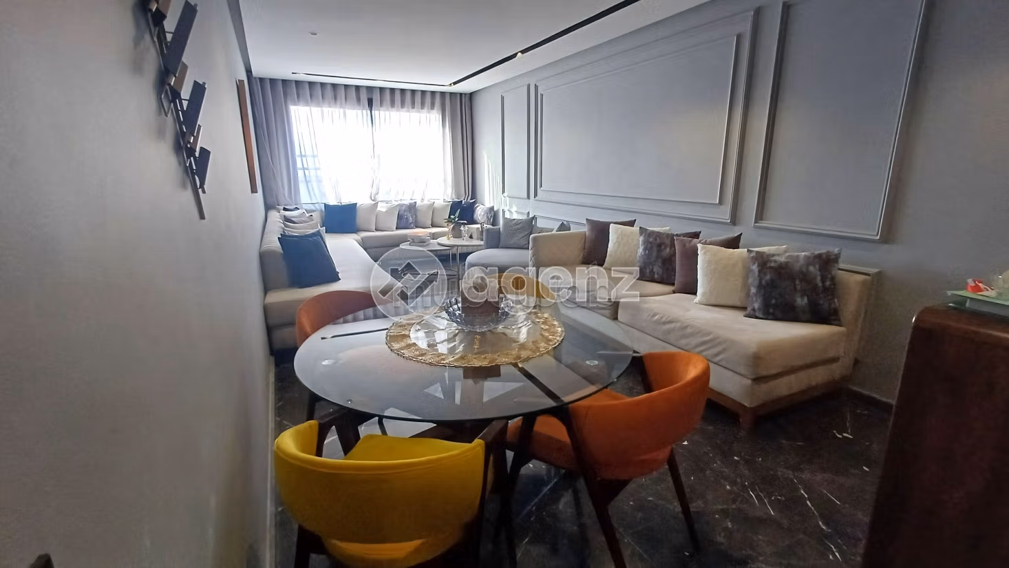 Vendita appartamento. Superficie di 85 m². Con garage e ascensore