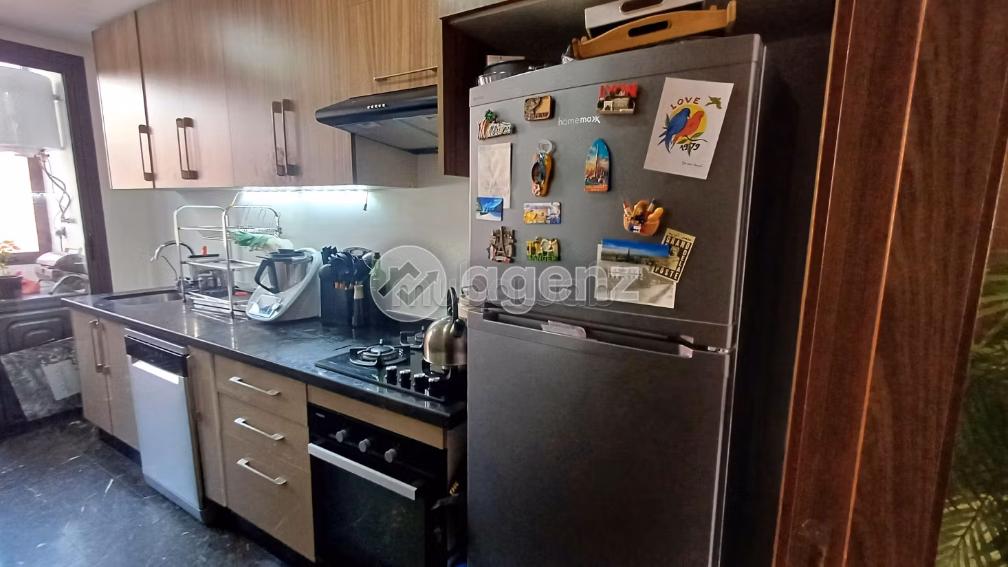 Vendita appartamento. Superficie di 85 m². Con garage e ascensore