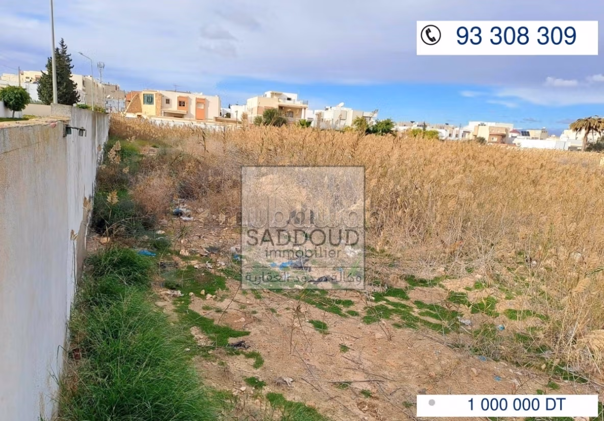 Terrain 1907m² R4 à route gabes km 2.5