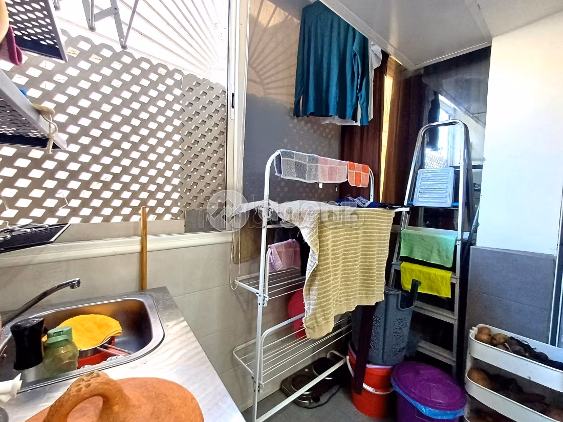 Piso en alquiler en Bourgogne Est. 3 dormitorios. Cocina totalmente equipada