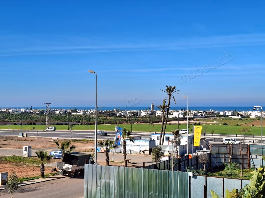 Luxury Villa for sale. 3 rooms. Double glazed windows and central heating