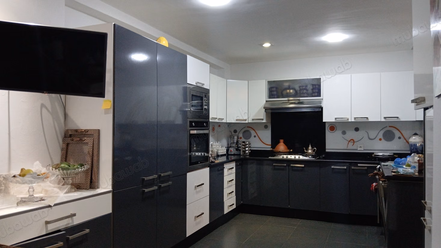 Kopen: appartementen in Riyad. 6 Ruimtes. Beveiligde deur en centrale verwarming