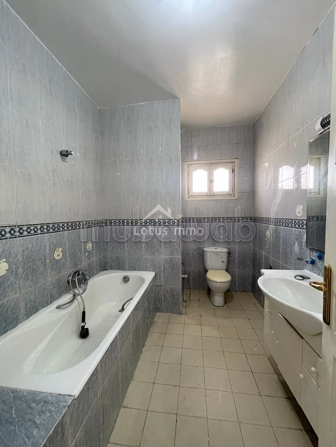 A Vendre Appartement S3 à Ennasr