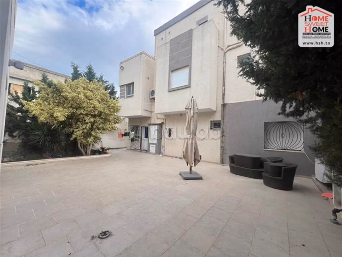 Immeuble Crinum à Vendre à Ben Arous