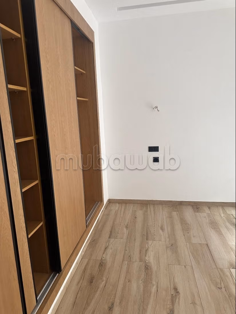 Appartement à l'achat à Les Jardins de Carthage. 3 chambres