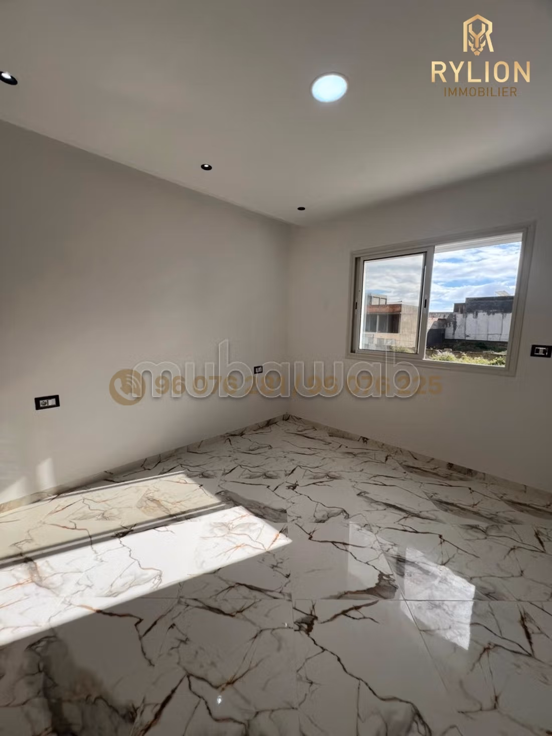 Appartement a vendre 2min a la plage hamem ghzez