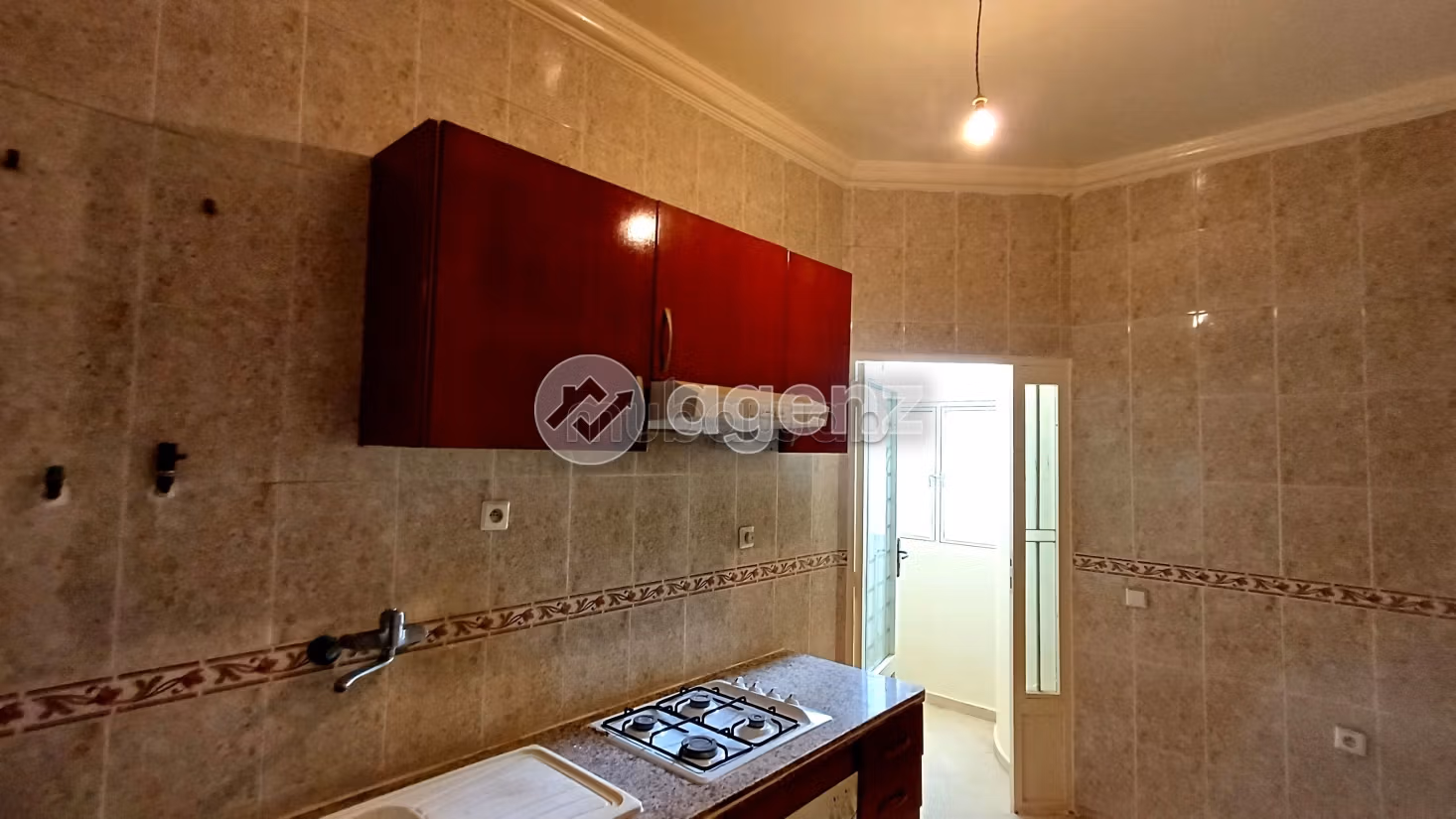 Vendita di uno splendido appartamento. Superficie 83 m². Con garage e ascensore
