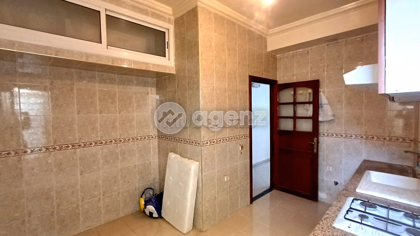 Vendita di uno splendido appartamento. Superficie 83 m². Con garage e ascensore