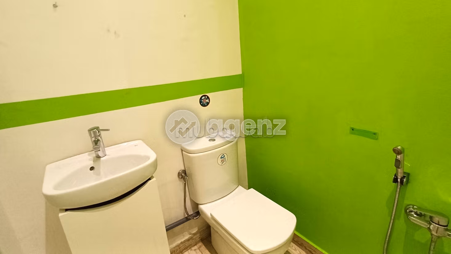 Commerce à vendre 140 m² Triangle d'Or Casablanca