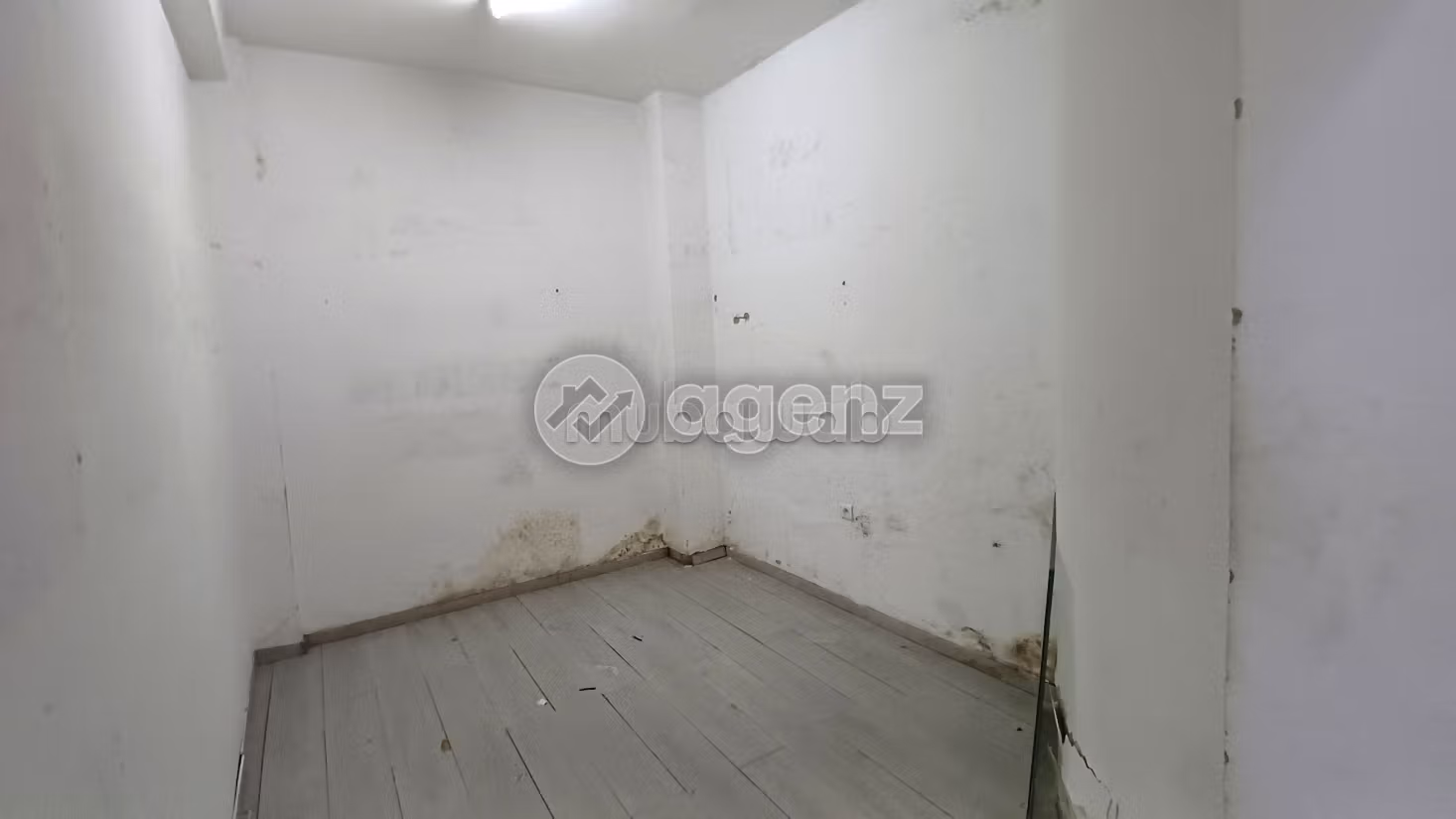 Commerce à vendre 140 m² Triangle d'Or Casablanca