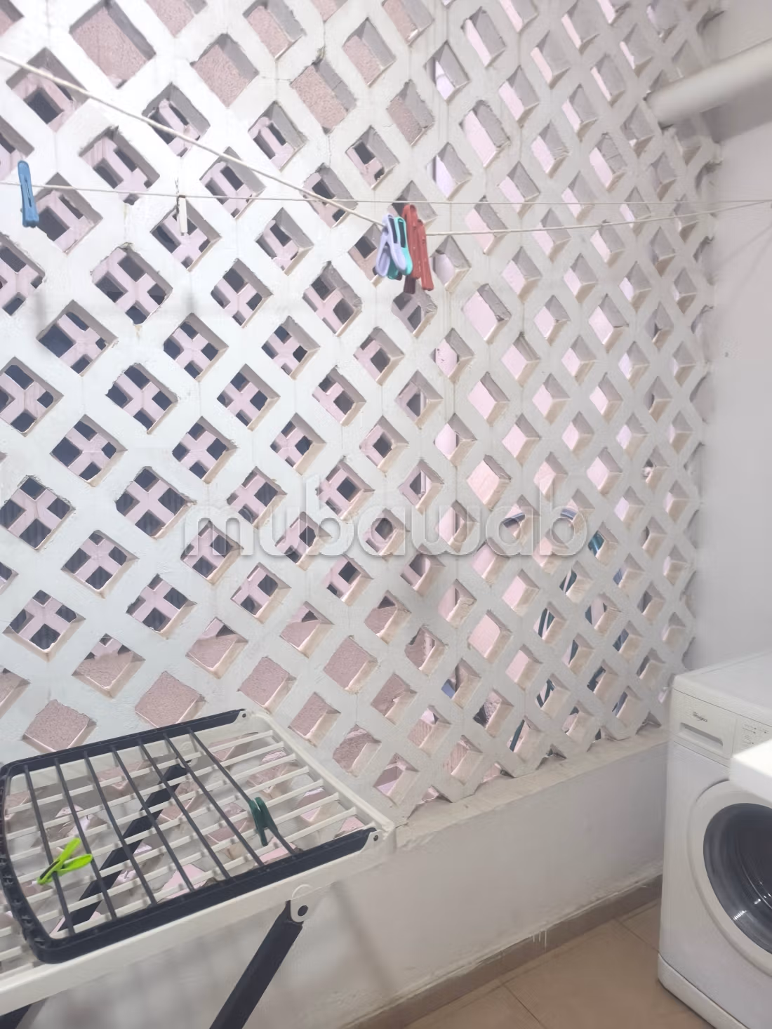 Appartement à louer à La Marsa. 2 belles chambres. Porte blindée, sécurité
