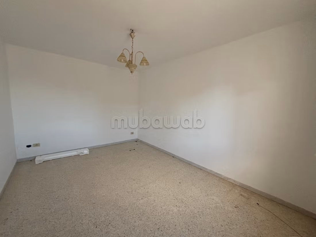 À vendre – Villa à Khzema Est