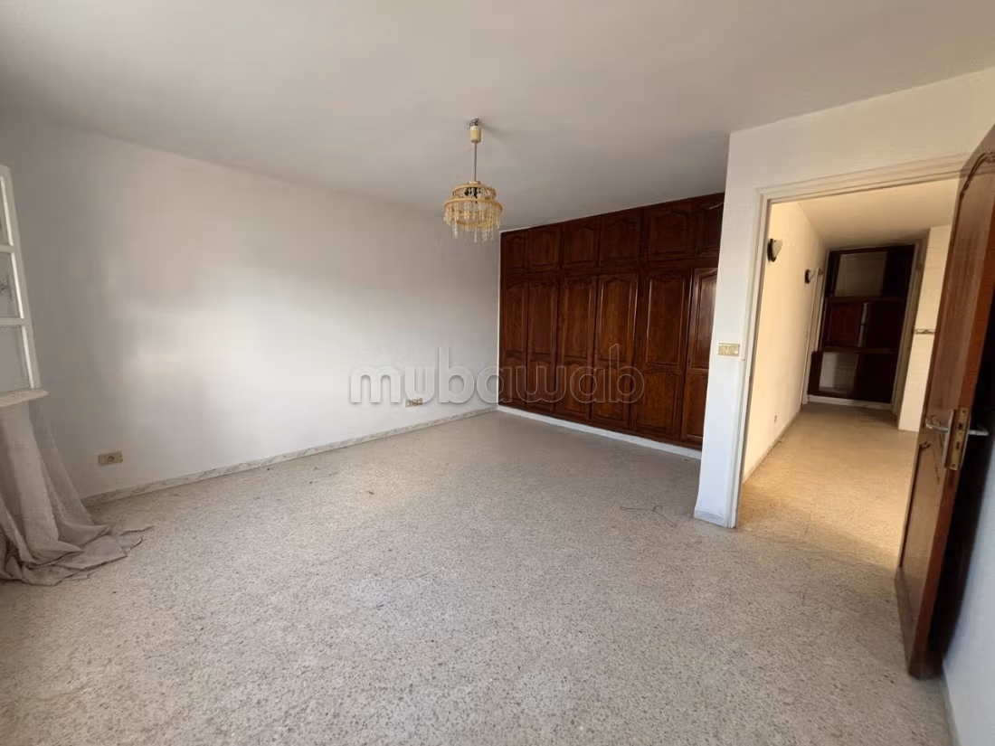 À vendre – Villa à Khzema Est