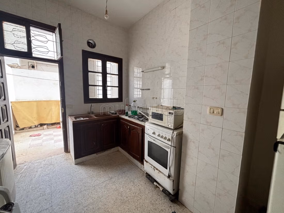 À vendre – Villa à Khzema Est