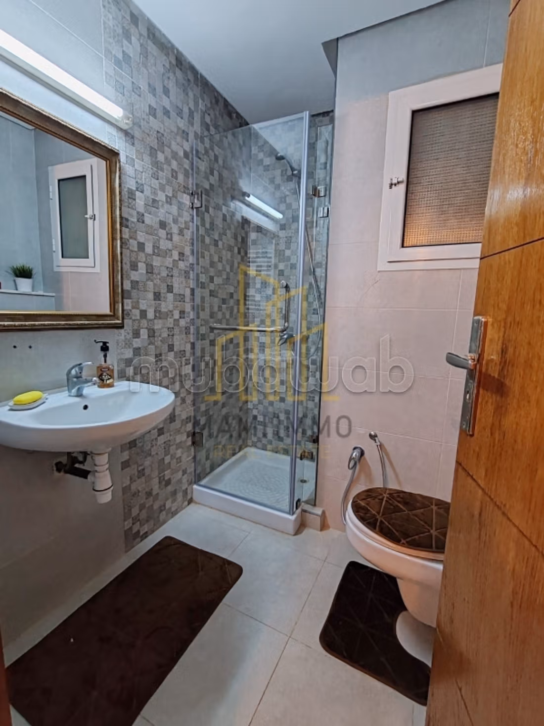 A vendre un appartement S2 à l'Aouina, Cité Wahat