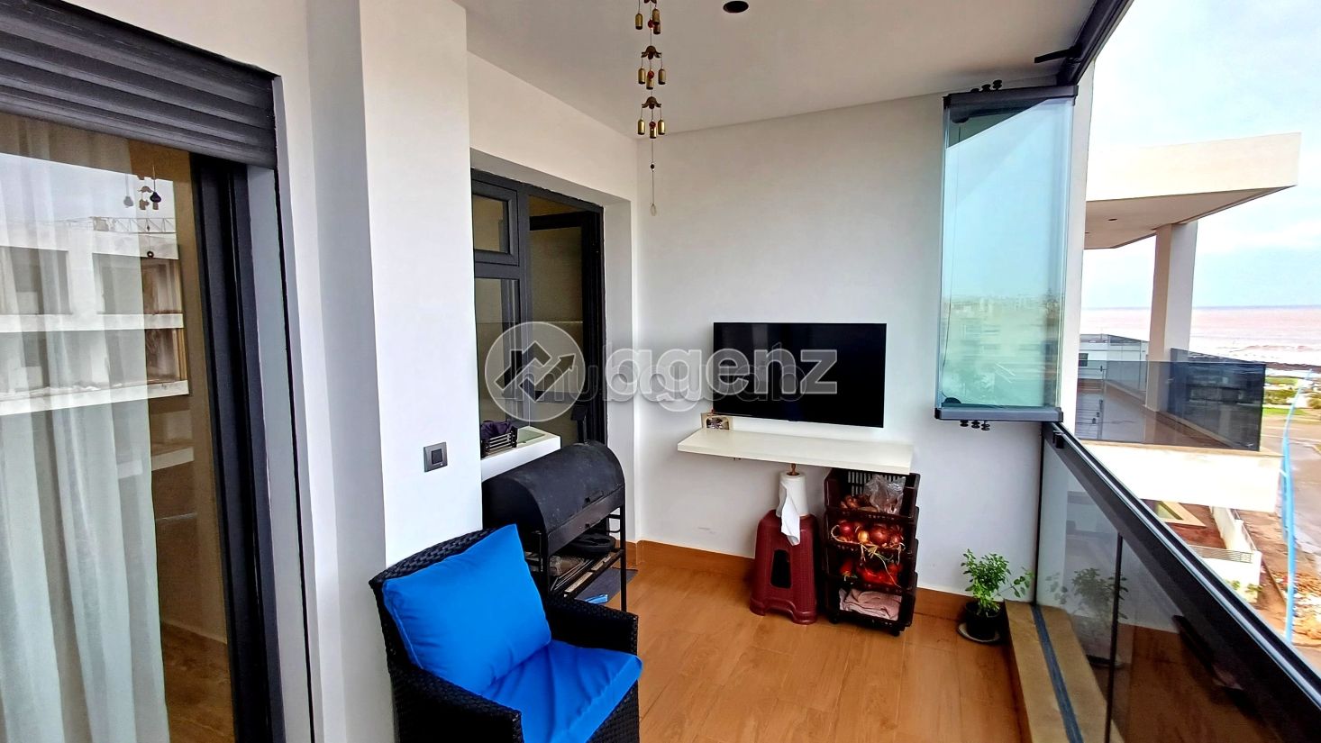 Piso en venta. 2 dormitorios. Terraza y ascensor