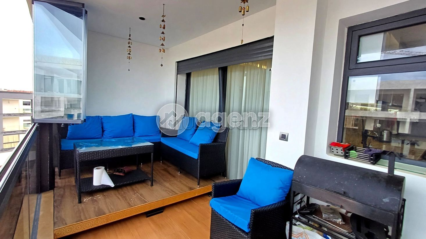 Piso en venta. 2 dormitorios. Terraza y ascensor